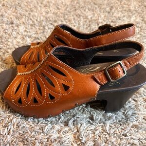 Dansko Clog Sandal Rowena Brown Stitched Leather Size 39